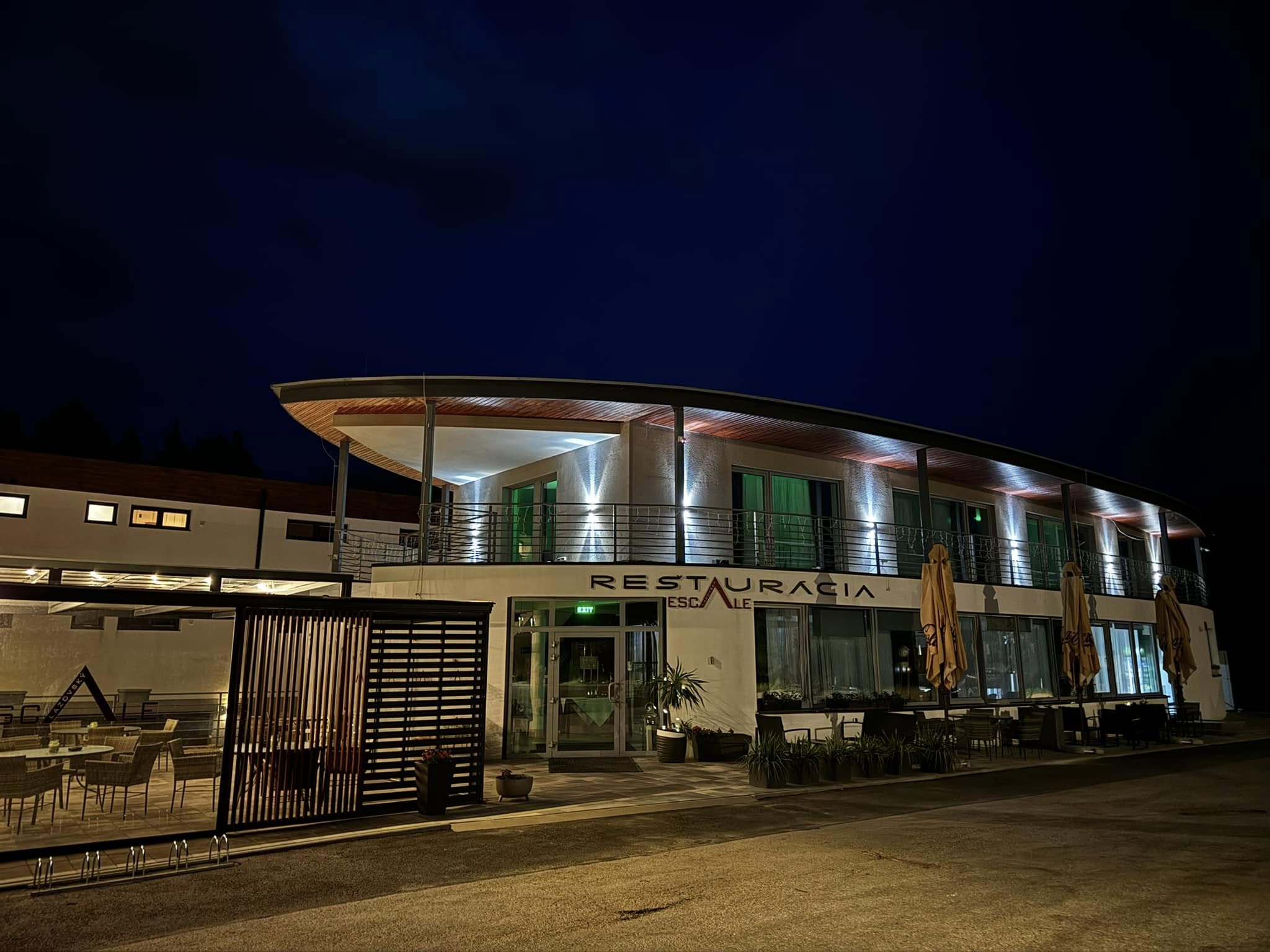 Reštaurácia Escale